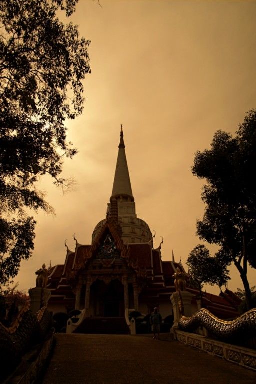 STUPA DU WAT BANG RIANG